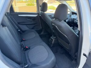 BMW 216D ACTIVE TOURER (12)
