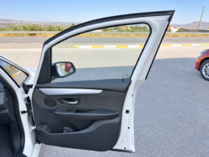 BMW 216D ACTIVE TOURER (16)
