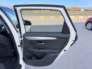 BMW 216D ACTIVE TOURER (17)