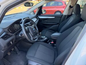 BMW 216D ACTIVE TOURER (8)