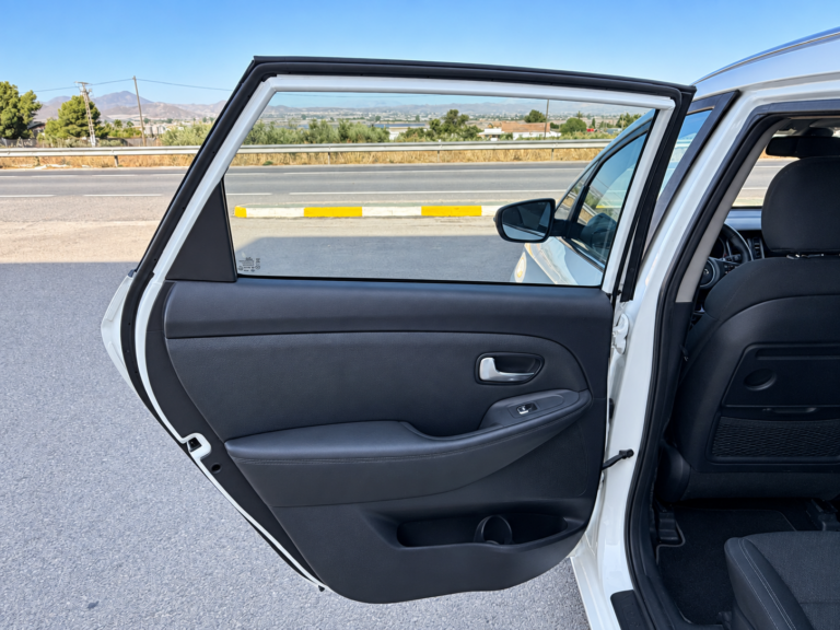 KIA CARENS 16